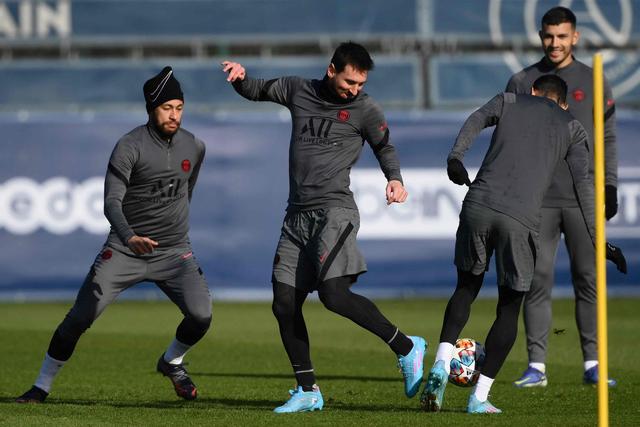 39岁C罗罚进点球 第200次主罚打进169球历史第一